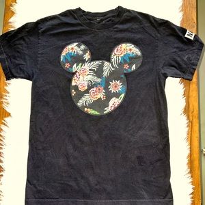 Disney Neff floral Mickey Graphic short sleeve T-Shirt Unisex Medium